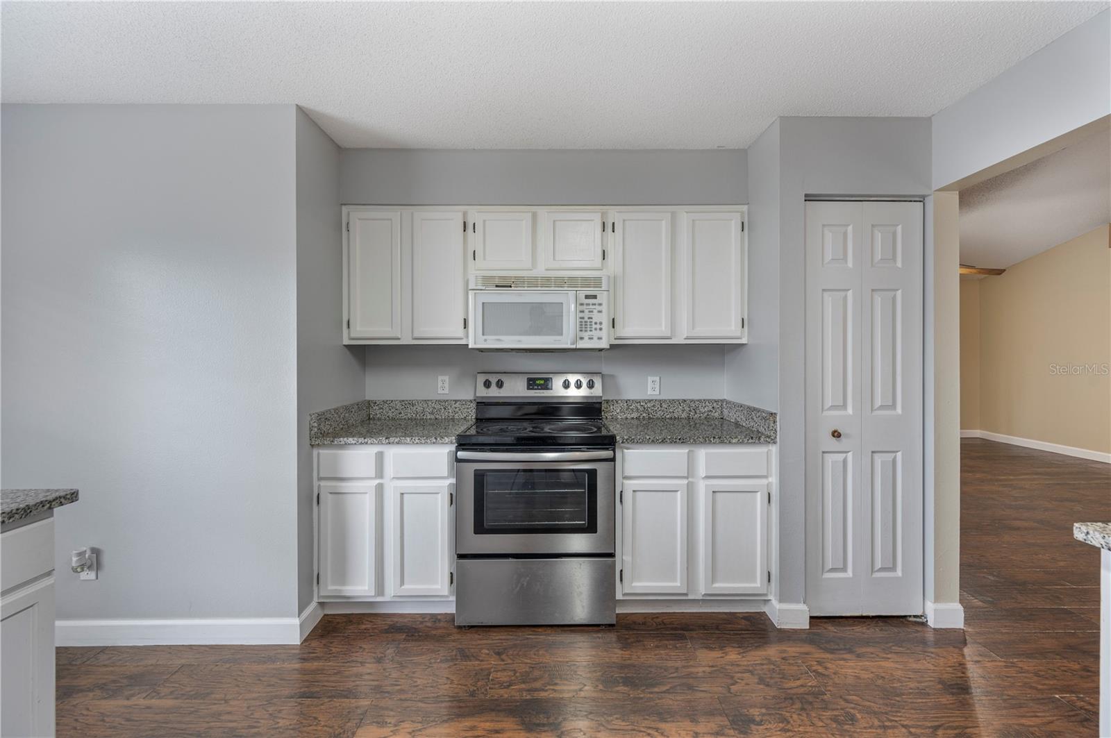 NORTH POINTE PH 01 - Residential