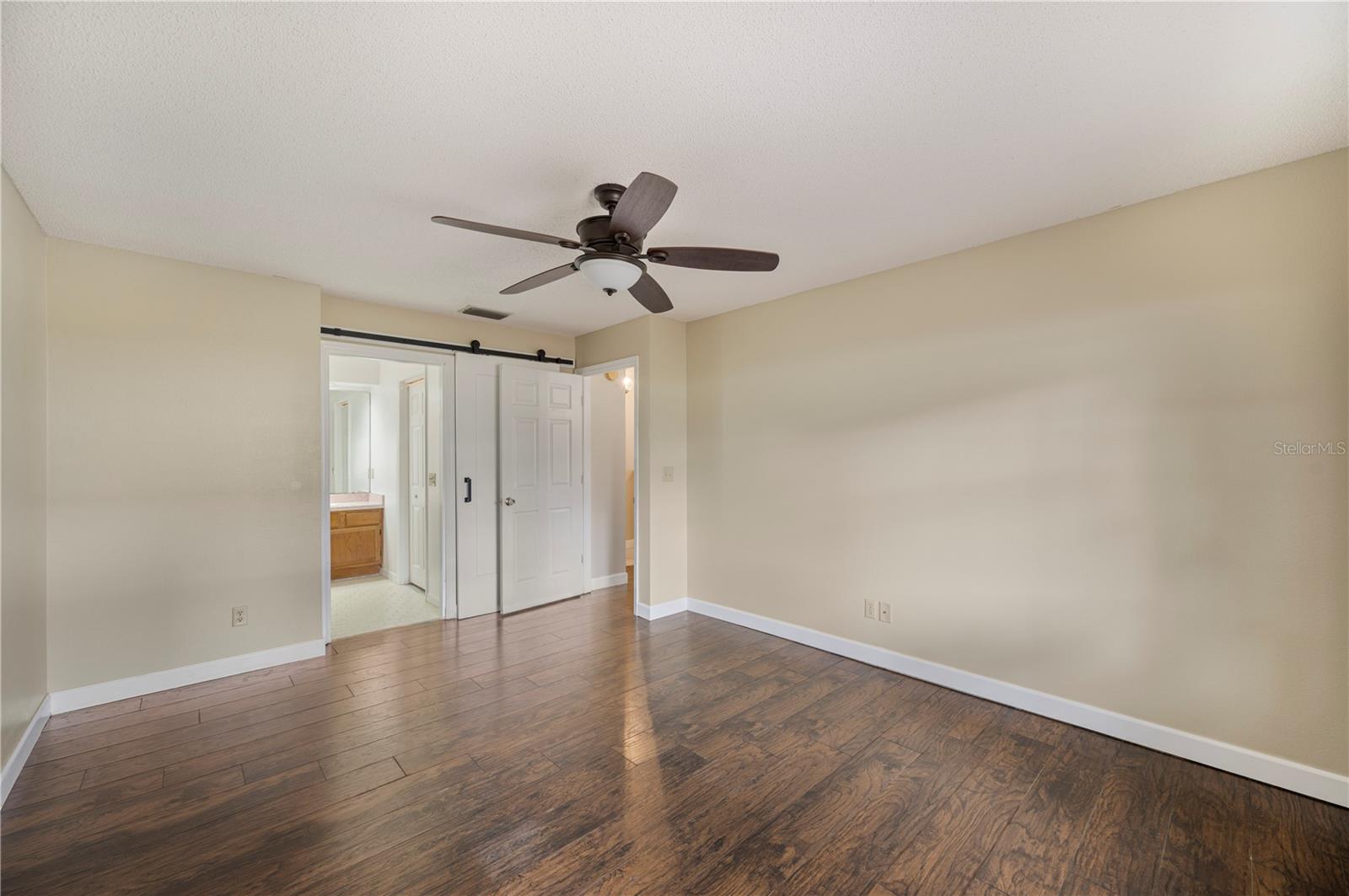 NORTH POINTE PH 01 - Residential