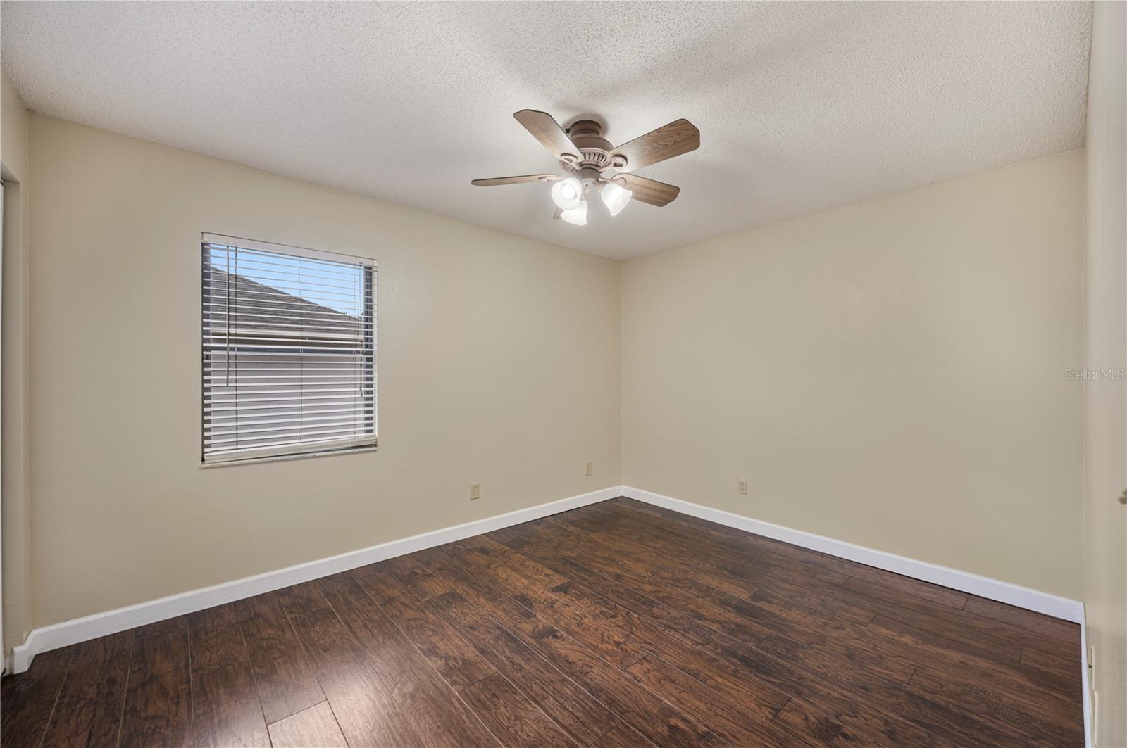 NORTH POINTE PH 01 - Residential