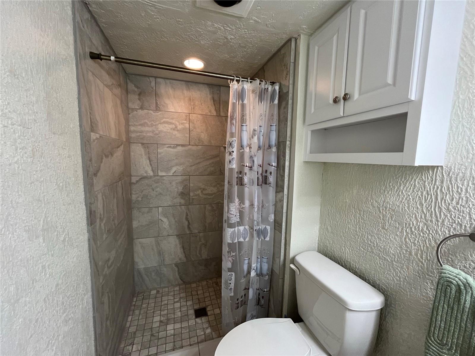 RIDGEWOOD ESTATES ADD 03 RESUB 01 - Residential