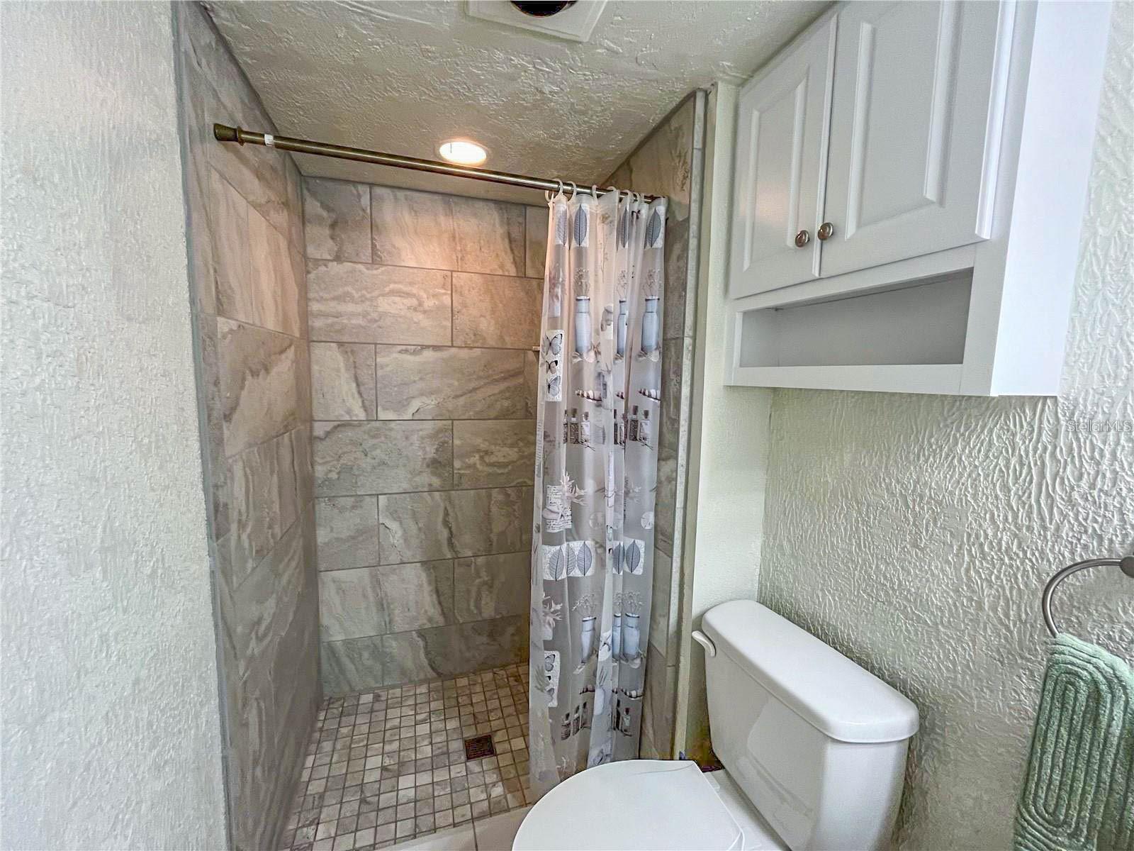 RIDGEWOOD ESTATES ADD 03 RESUB 01 - Residential