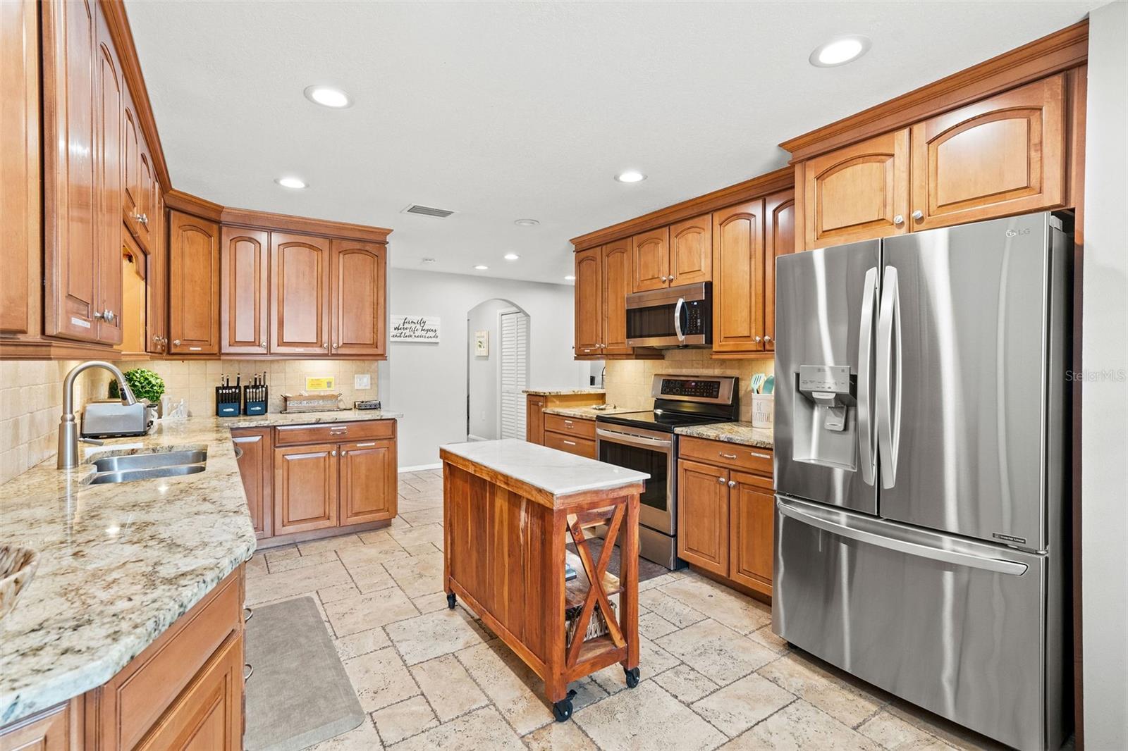 EL CONQUISTADOR VILLAGE II A - Residential