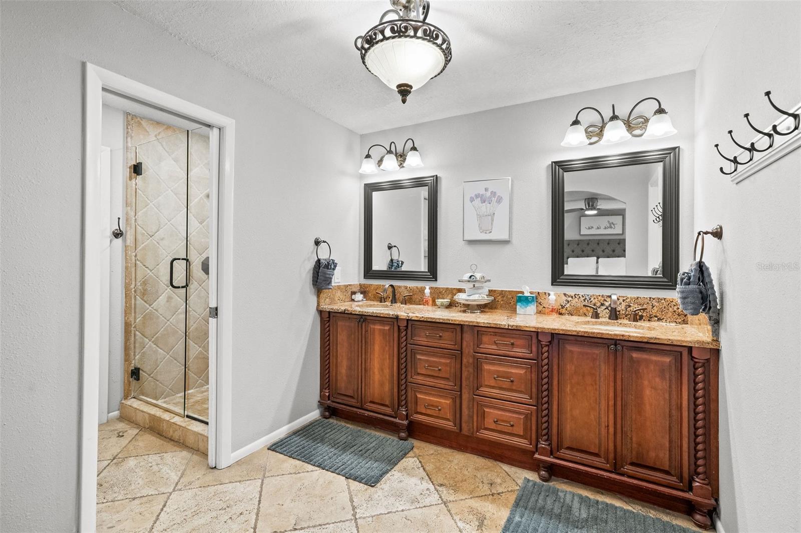 EL CONQUISTADOR VILLAGE II A - Residential