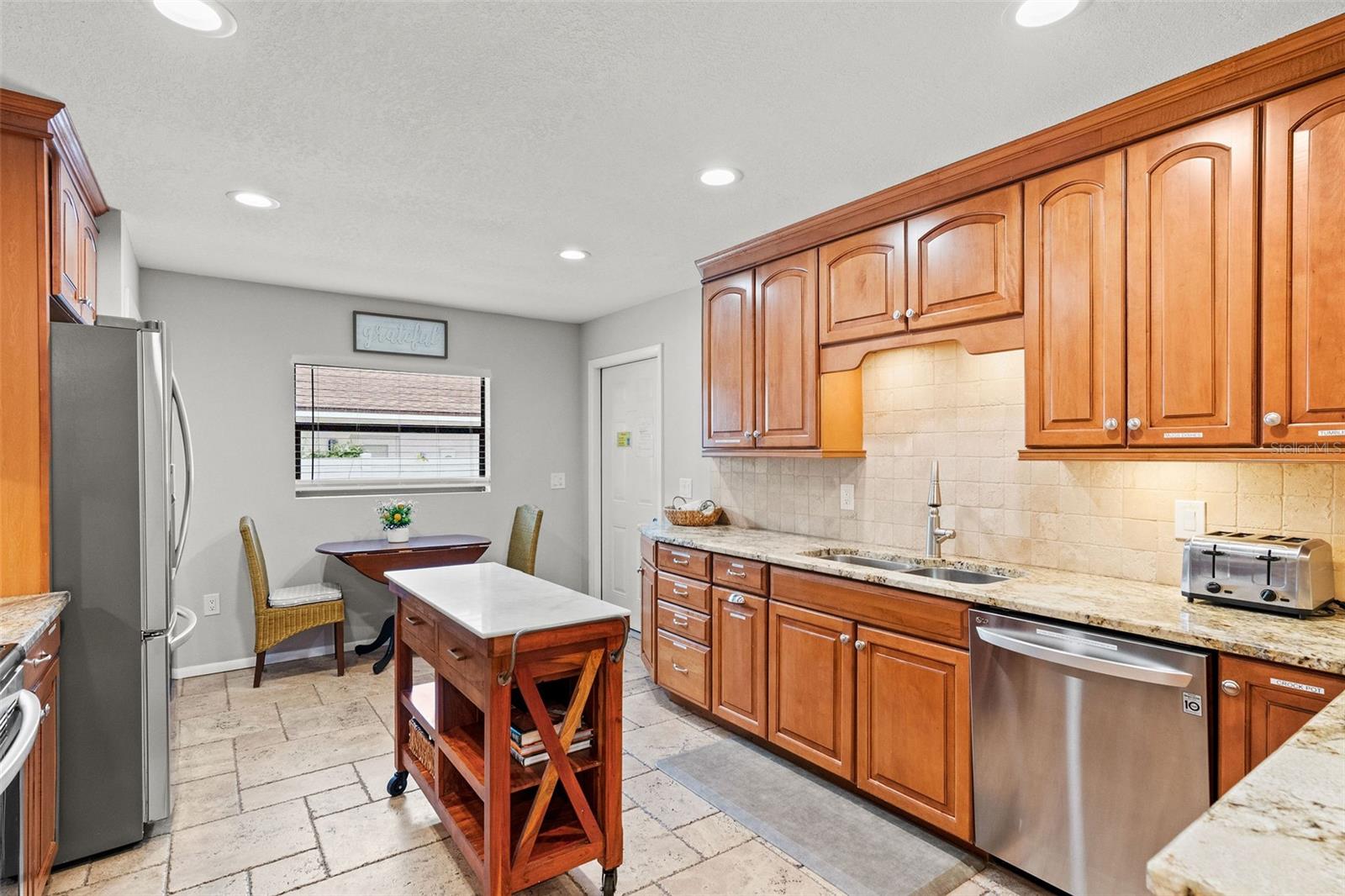 EL CONQUISTADOR VILLAGE II A - Residential