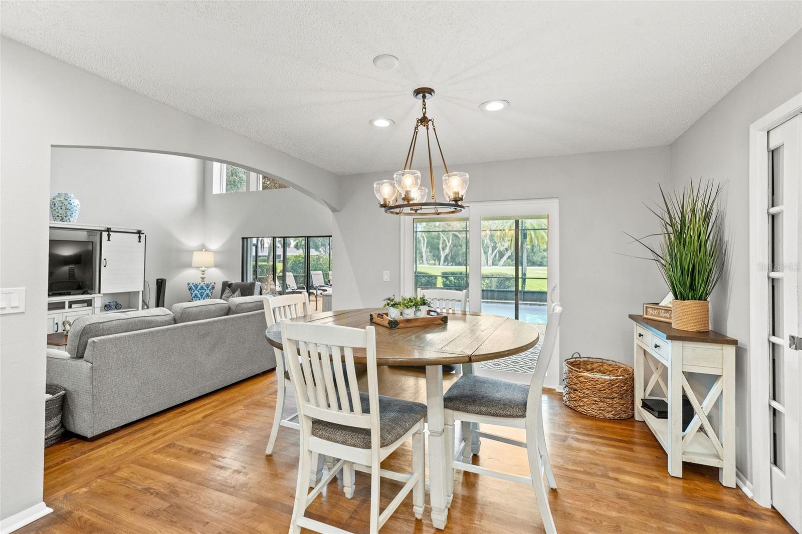 EL CONQUISTADOR VILLAGE II A - Residential