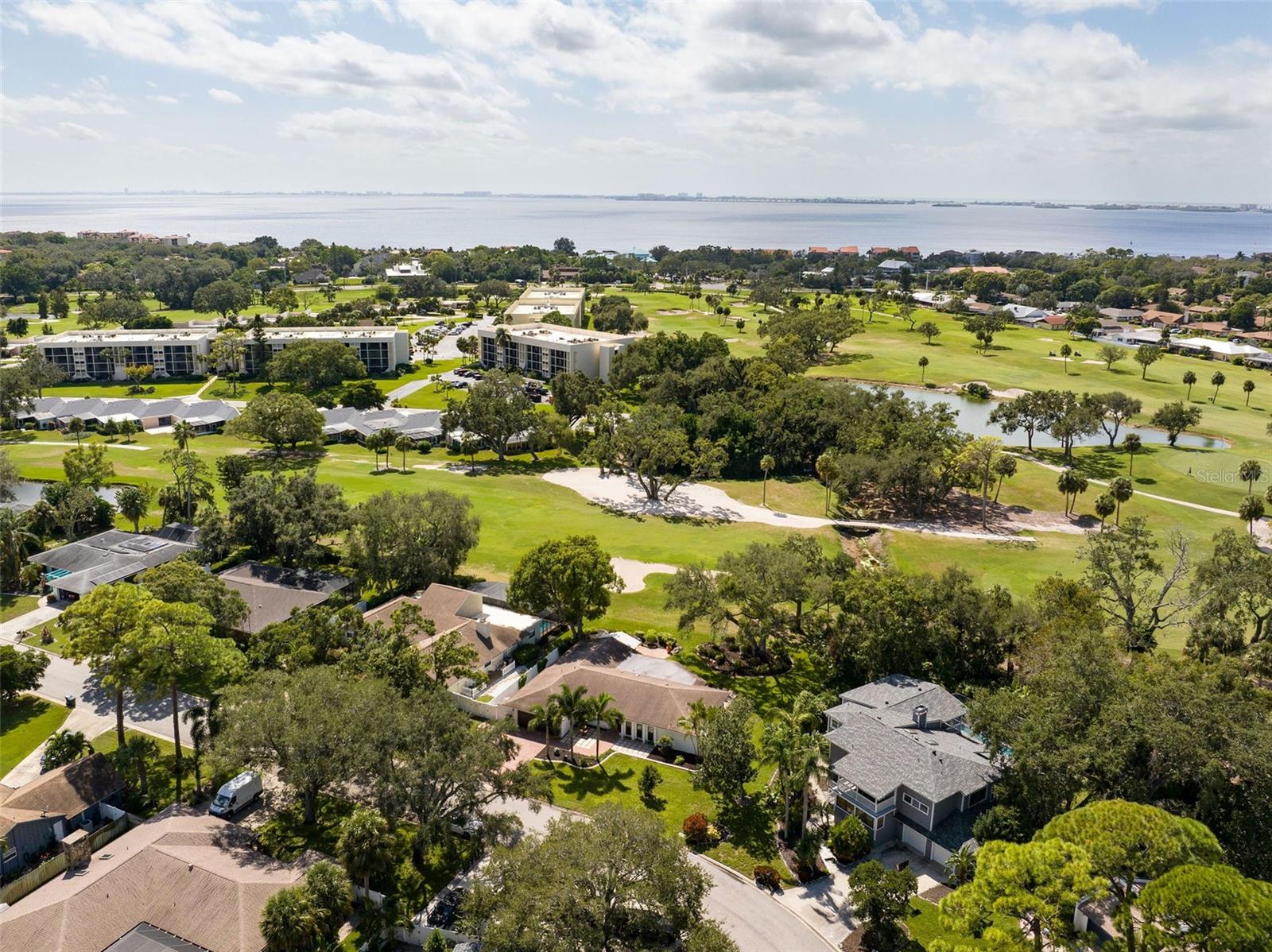 EL CONQUISTADOR VILLAGE II A - Residential