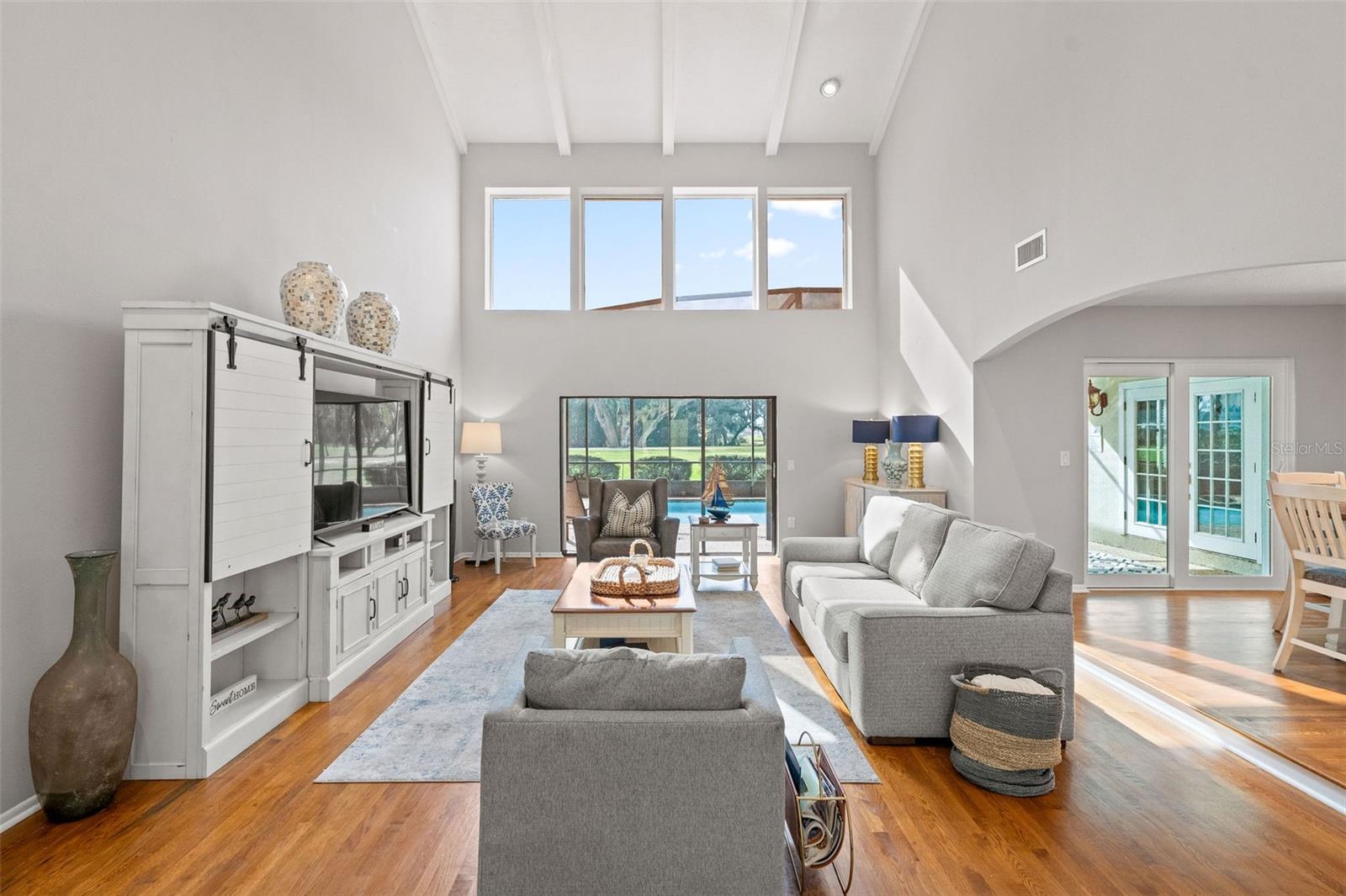 EL CONQUISTADOR VILLAGE II A - Residential