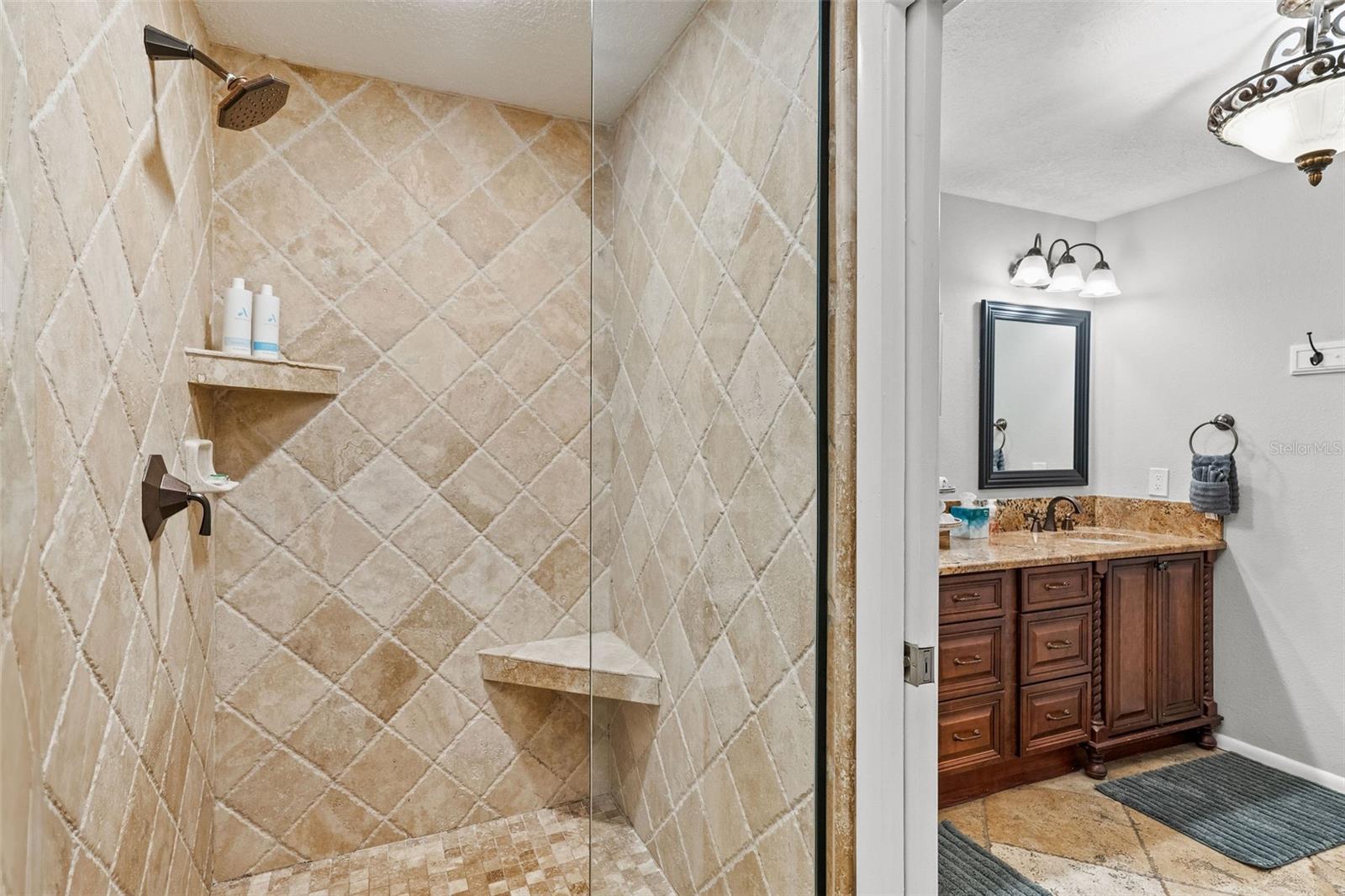 EL CONQUISTADOR VILLAGE II A - Residential