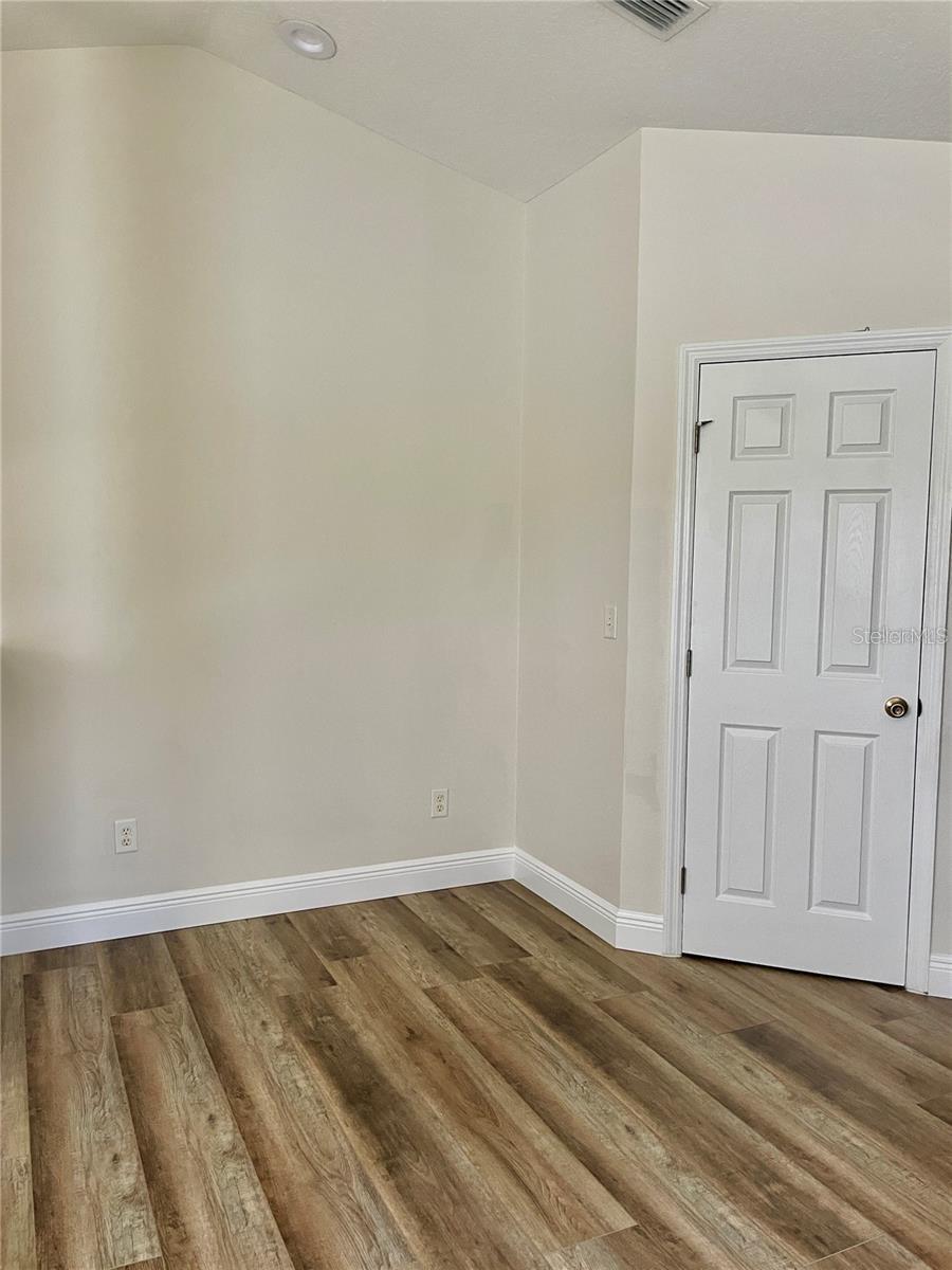 CLERMONT - Residential Lease