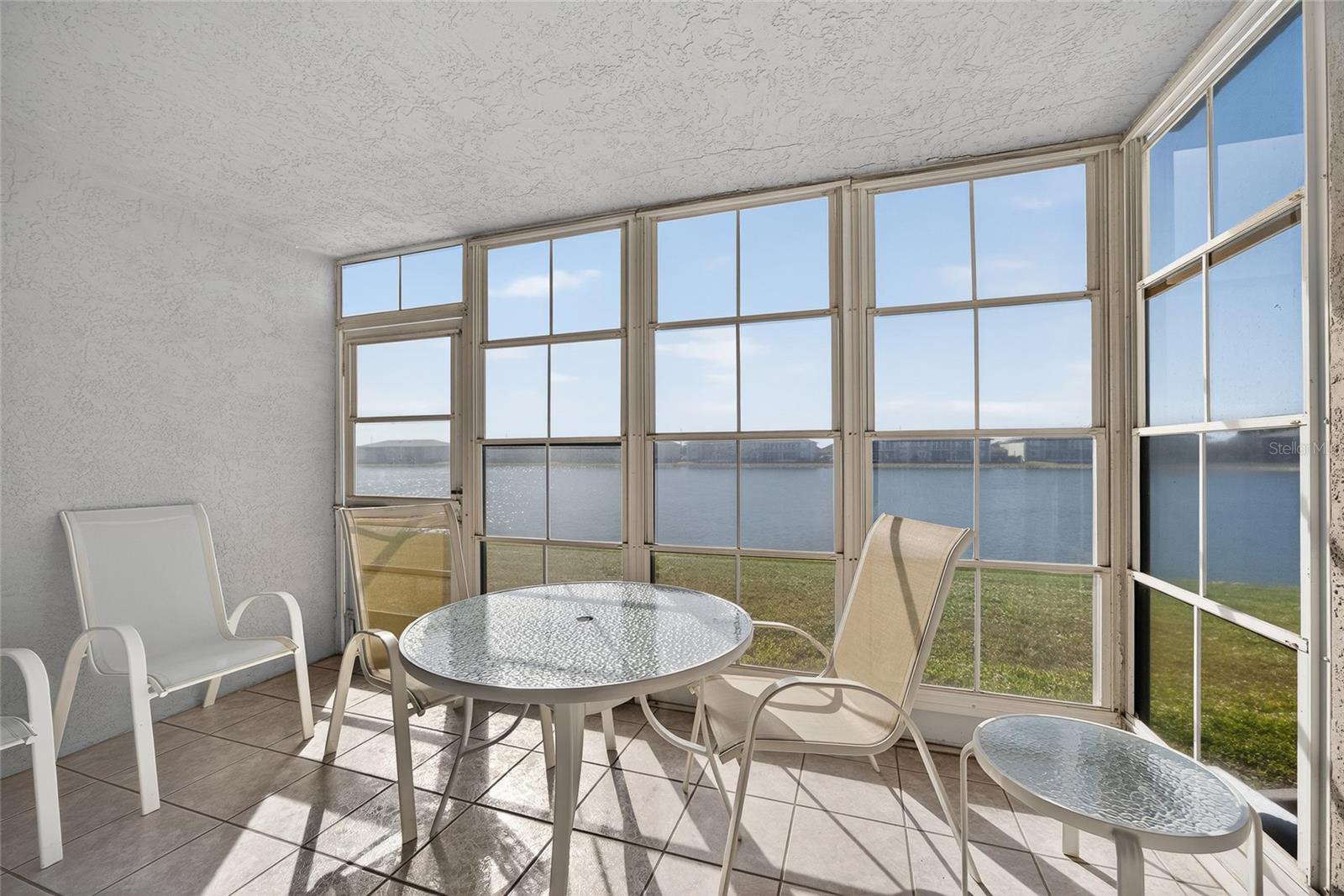 LAKES EDGE PH 05 - Residential