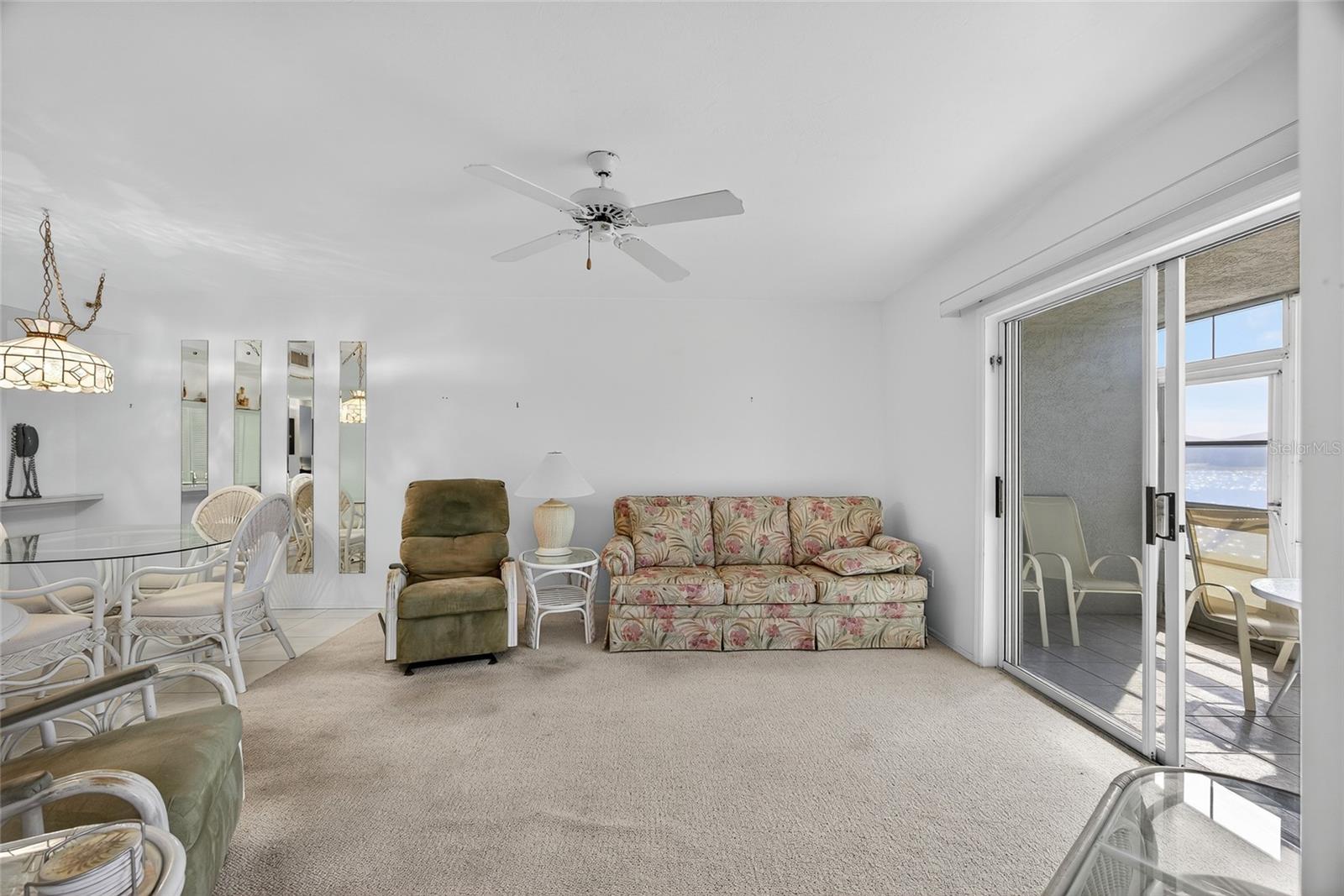 LAKES EDGE PH 05 - Residential