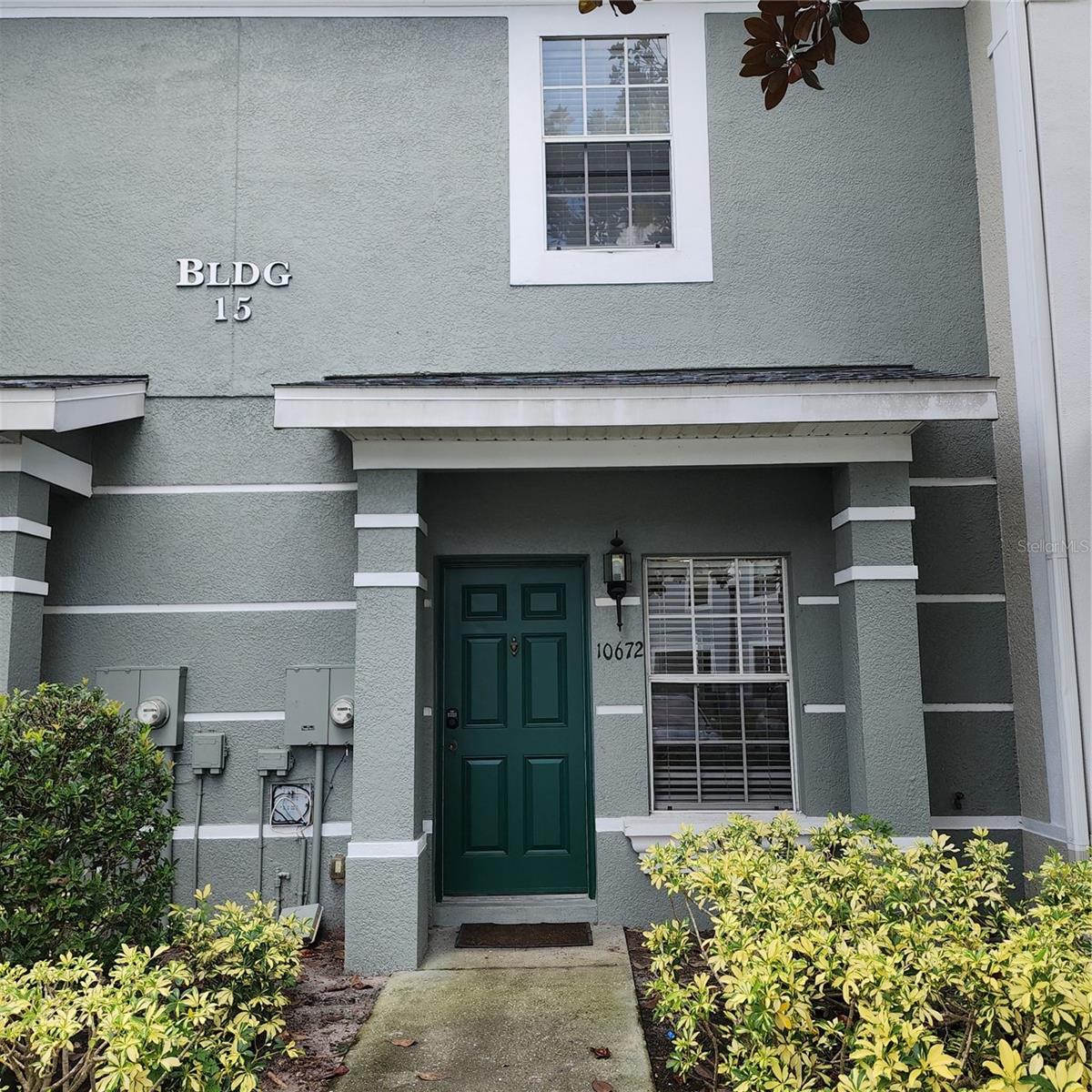 Beautifully Remodeled Townhome in Lake Nona!
Available October 1st – Located in one of the most desirable areas with an excellent school district (Innovation High School), this stunning 2-bedroom, 2.5-bathroom townhome is move-in ready! Each bedroom features its own private bathroom, offering comfort and privacy. The home boasts an open-concept layout, modern finishes, and a charming patio perfect for relaxing or entertaining.
This gated community offers top-notch amenities including a pool, fitness center, playground, and more. The location couldn’t be better – with easy access to major highways, Lake Nona Medical City, shopping, restaurants, and everything you need just minutes away.
Don’t miss the opportunity to live in one of Orlando’s most vibrant and convenient communities with an affordable price!