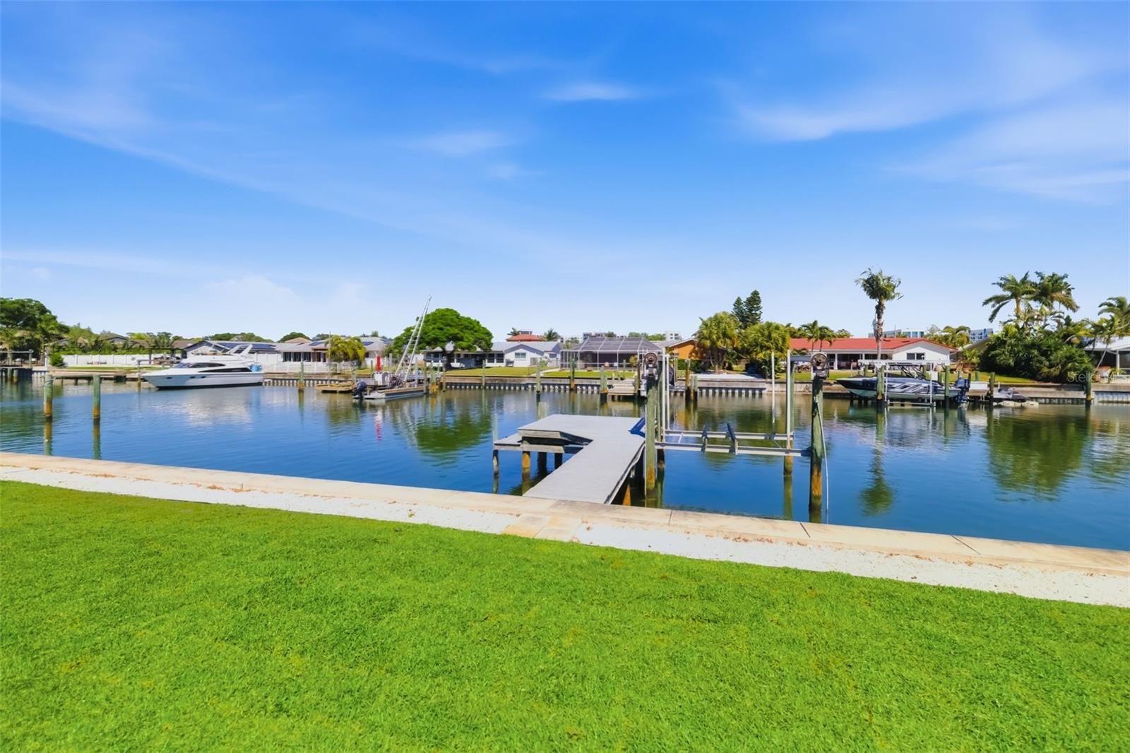 BROADWATER UNIT 2 BLK M REP - Residential