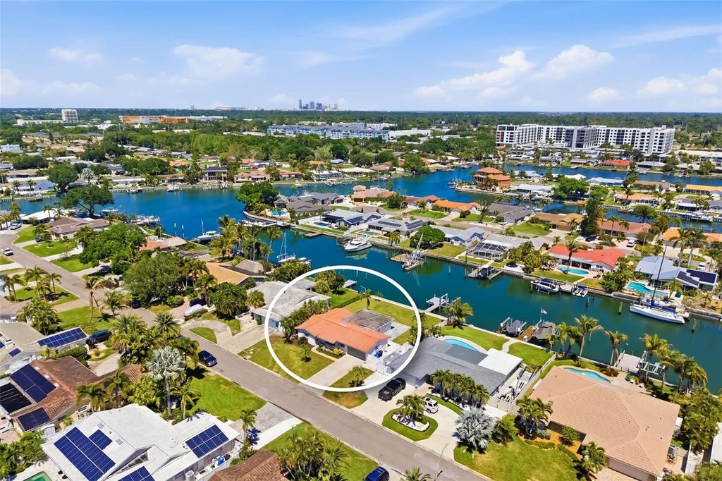 Photo of 4462 39th Street S, St Petersburg, FL 33711 (MLS # TB8499843)