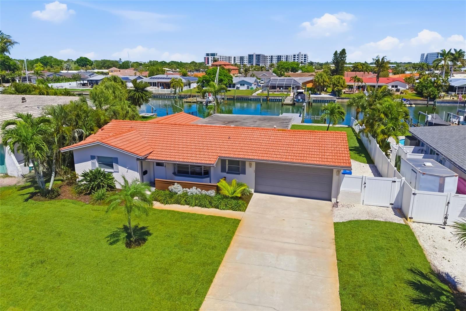 BROADWATER UNIT 2 BLK M REP - Residential