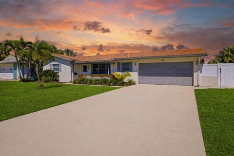 Photo of 4462 39th Street S, St Petersburg, FL 33711 (MLS # TB8499843)
