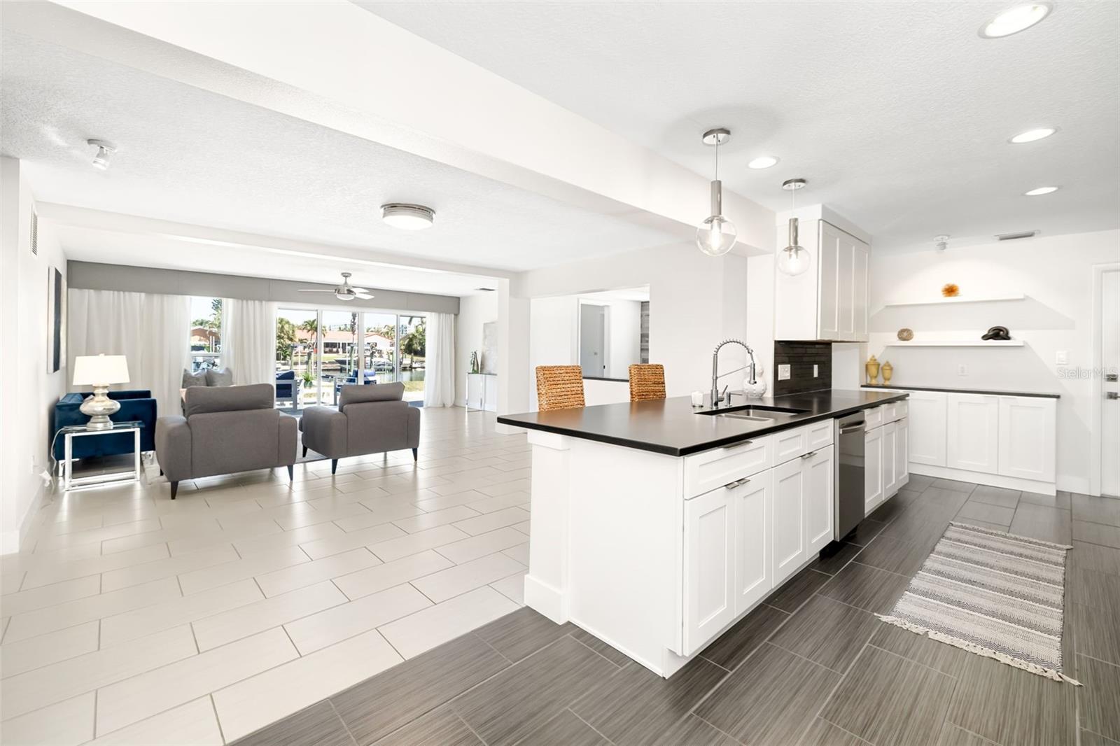 BROADWATER UNIT 2 BLK M REP - Residential