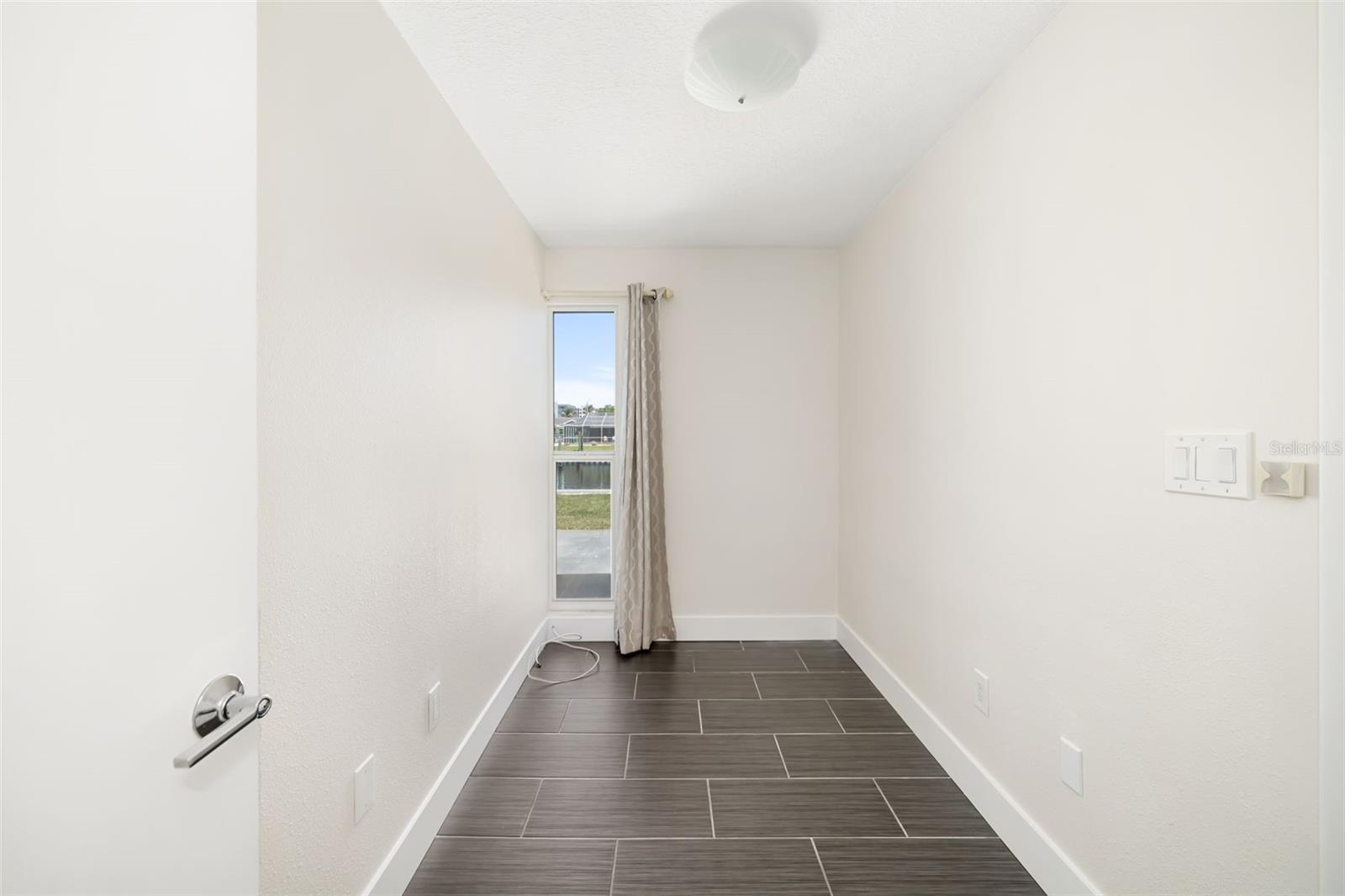 BROADWATER UNIT 2 BLK M REP - Residential