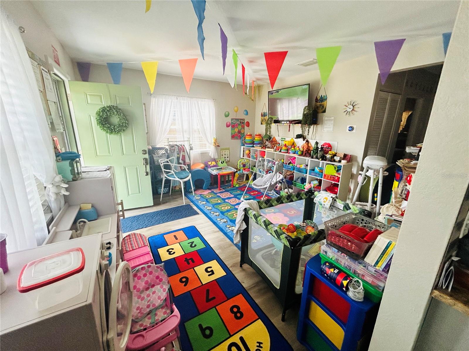 RIDGEWAY - Residential