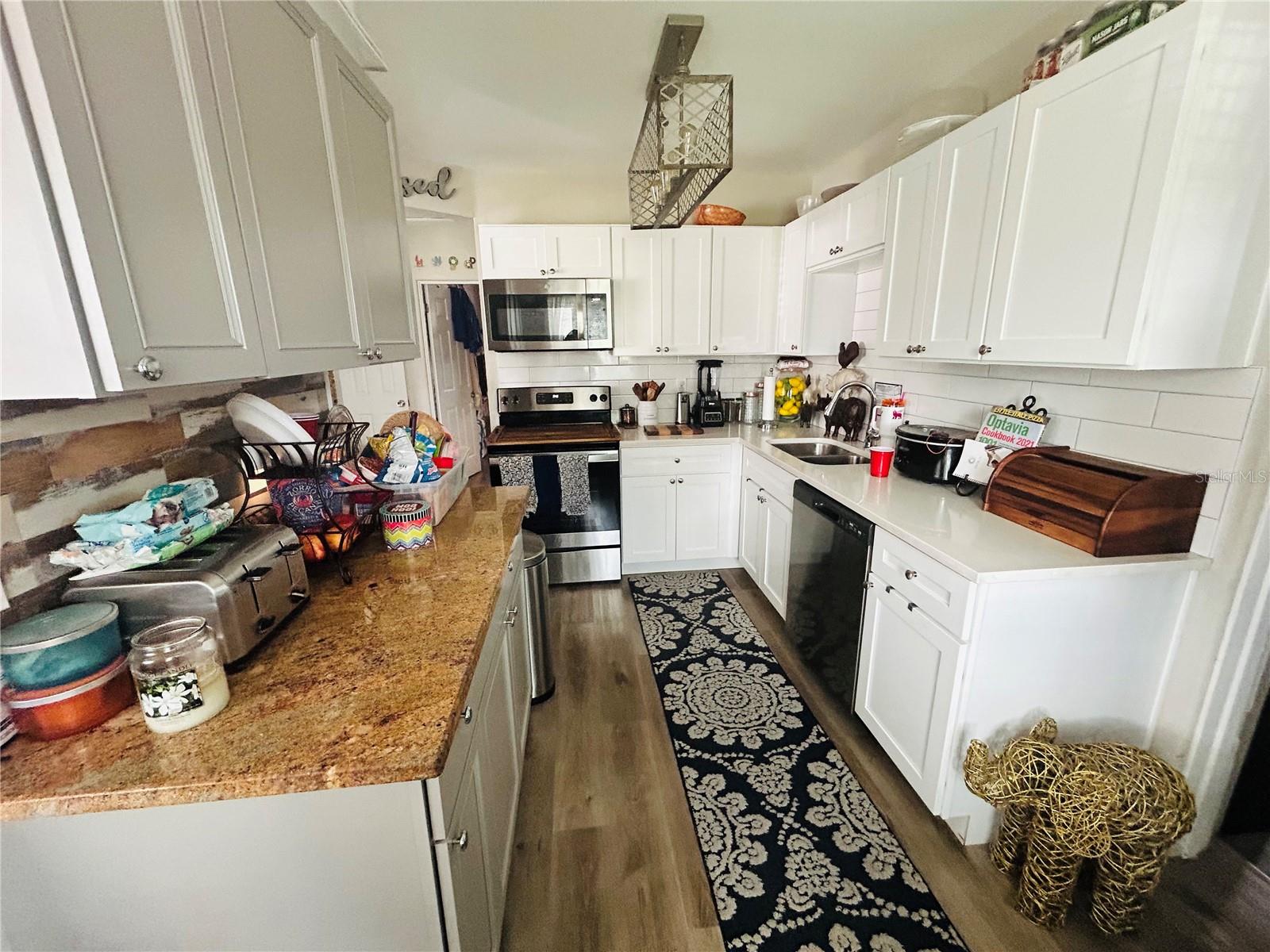 RIDGEWAY - Residential