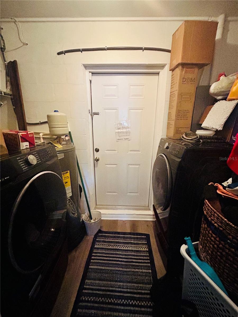 RIDGEWAY - Residential