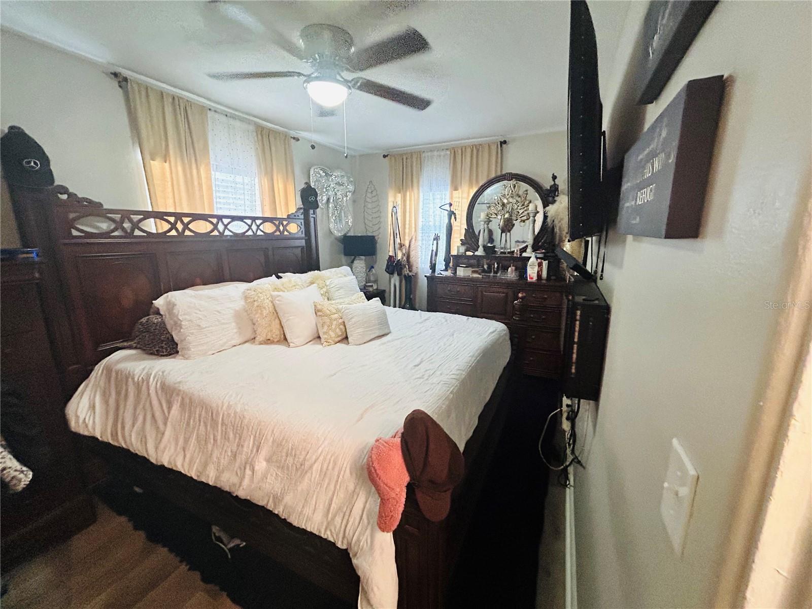 RIDGEWAY - Residential