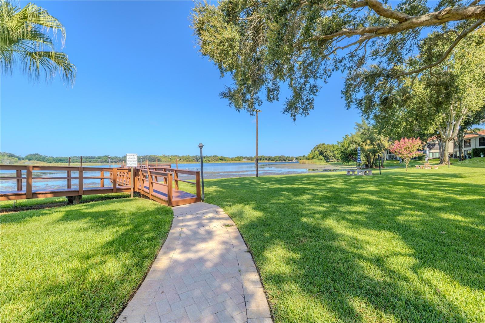 2040 LAKEVIEW DRIVE 101