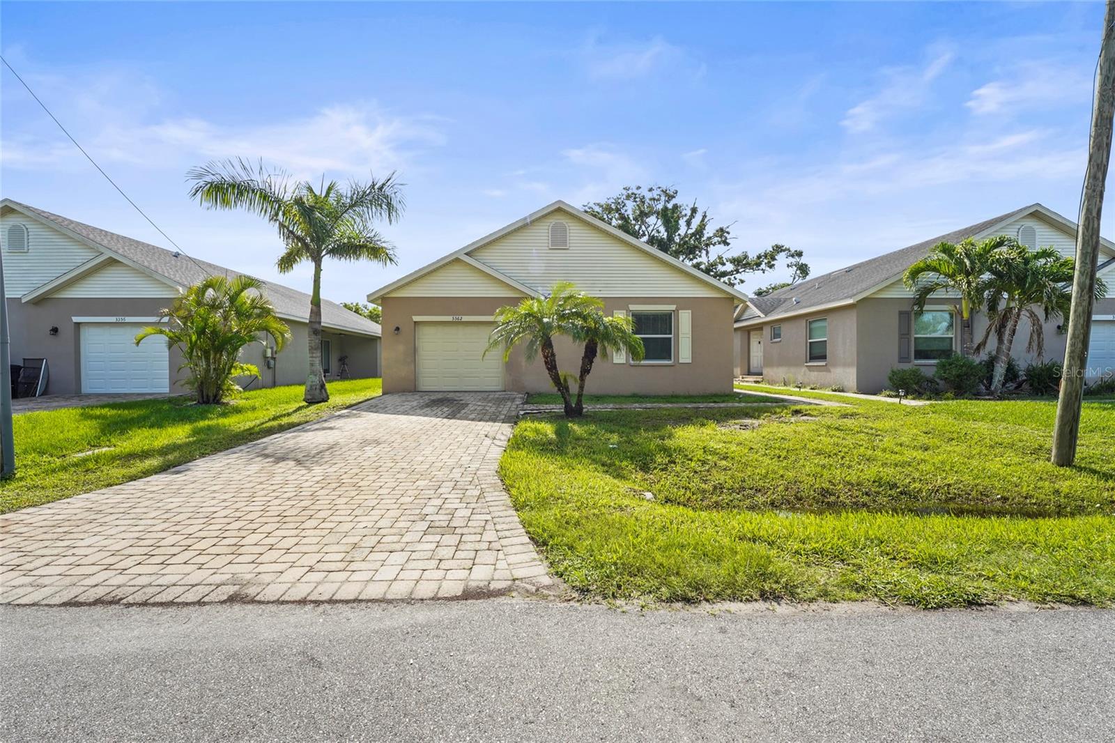 3362 HOWELL PLACE