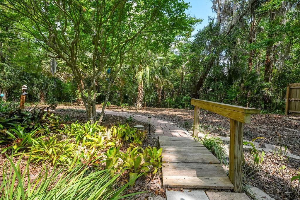 MOUNT DORA HIGHLANDS MOUNT DORA - Residential