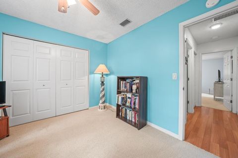 Tiny photo for 658 Clark Court, Mount Dora, FL 32757 (MLS # G5110094)