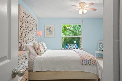 Tiny photo for 658 Clark Court, Mount Dora, FL 32757 (MLS # G5110094)