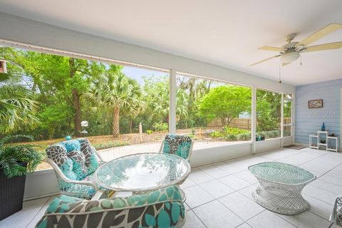 Tiny photo for 658 Clark Court, Mount Dora, FL 32757 (MLS # G5110094)