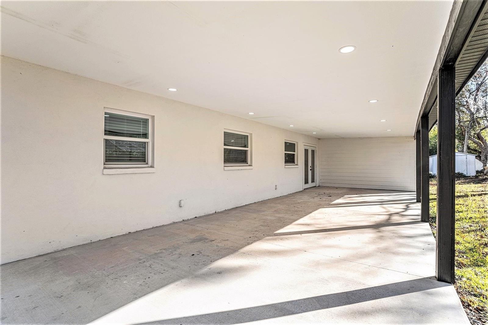 CYPRESS LAKE ESTATES - Residential