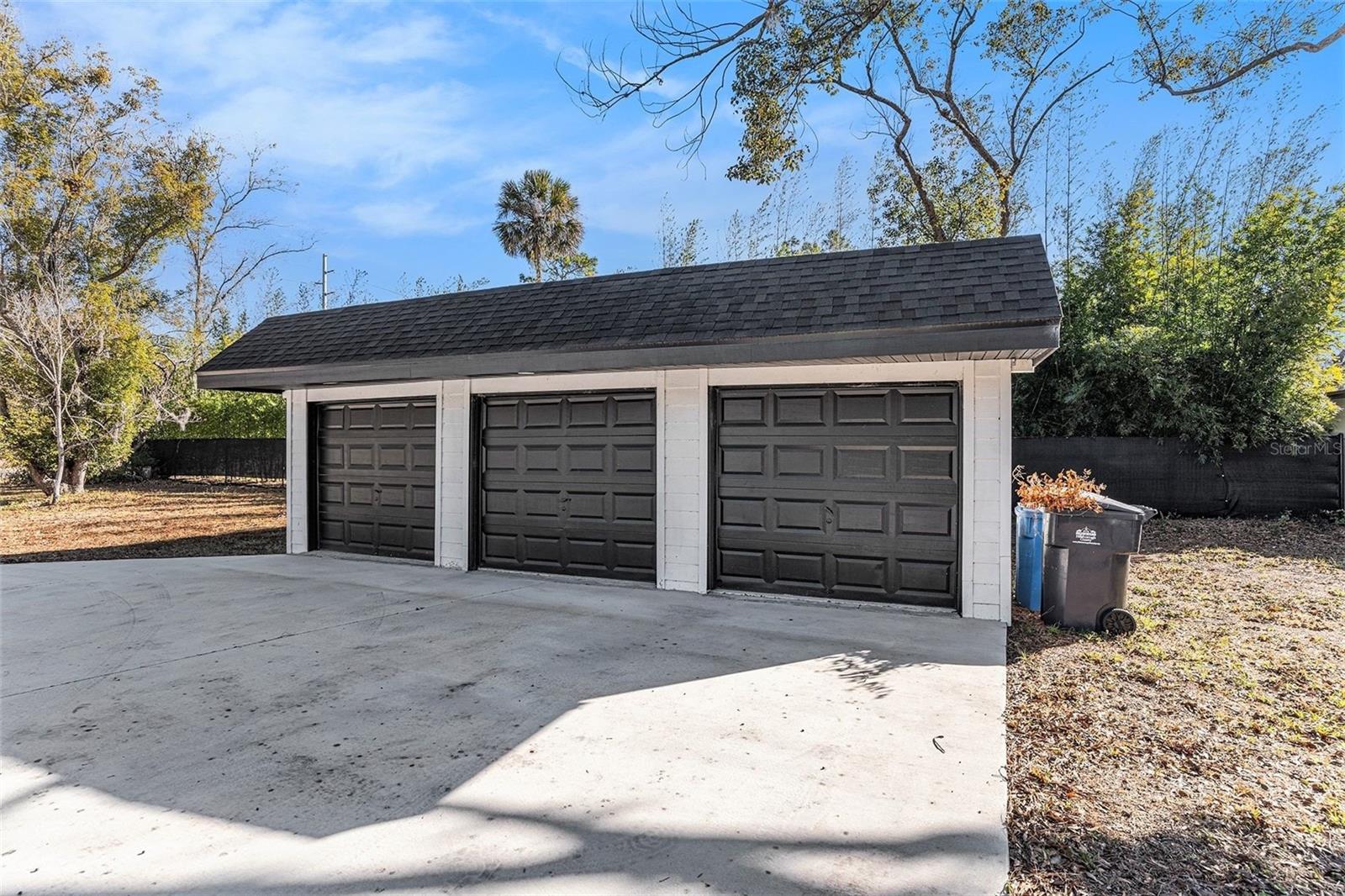 CYPRESS LAKE ESTATES - Residential