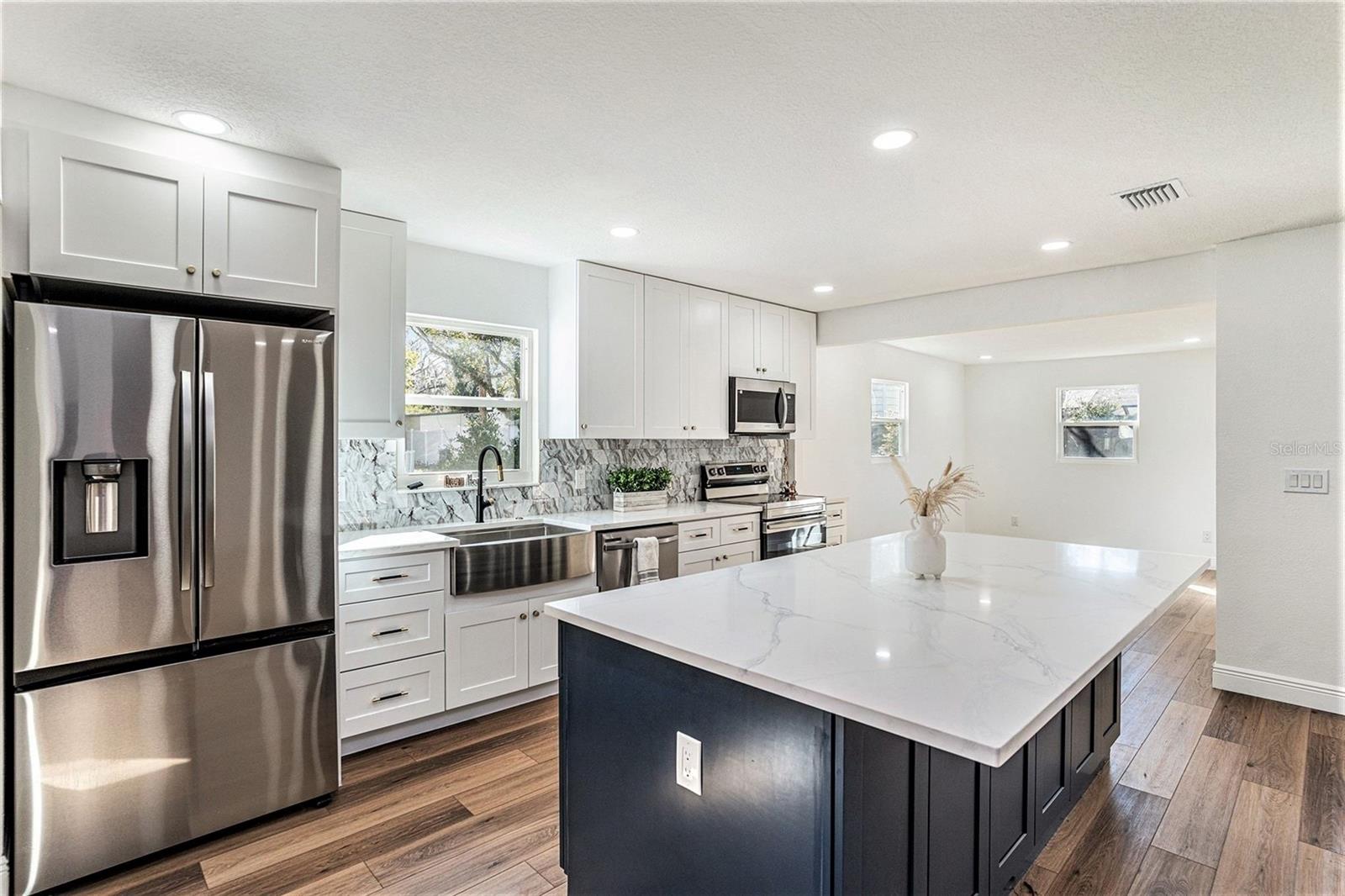 CYPRESS LAKE ESTATES - Residential