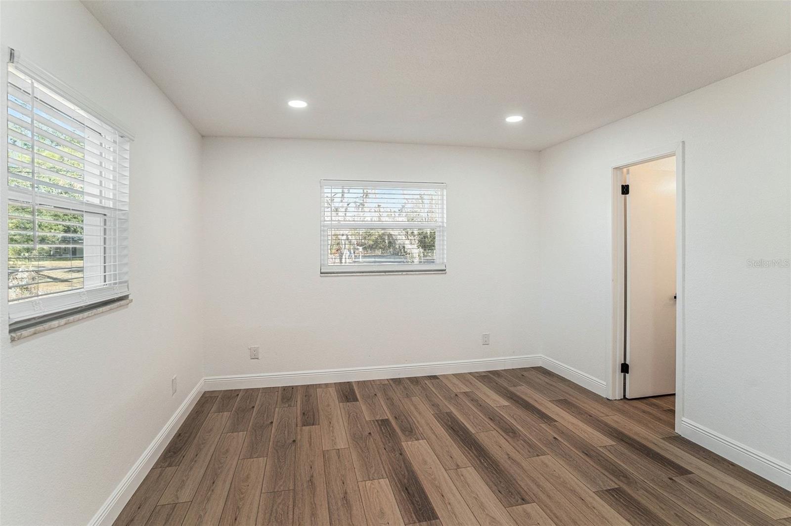 CYPRESS LAKE ESTATES - Residential