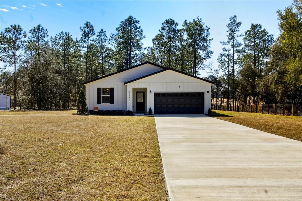 Photo of 12382 SW 69th Place, Ocala, FL 34481 (MLS # OM718600)