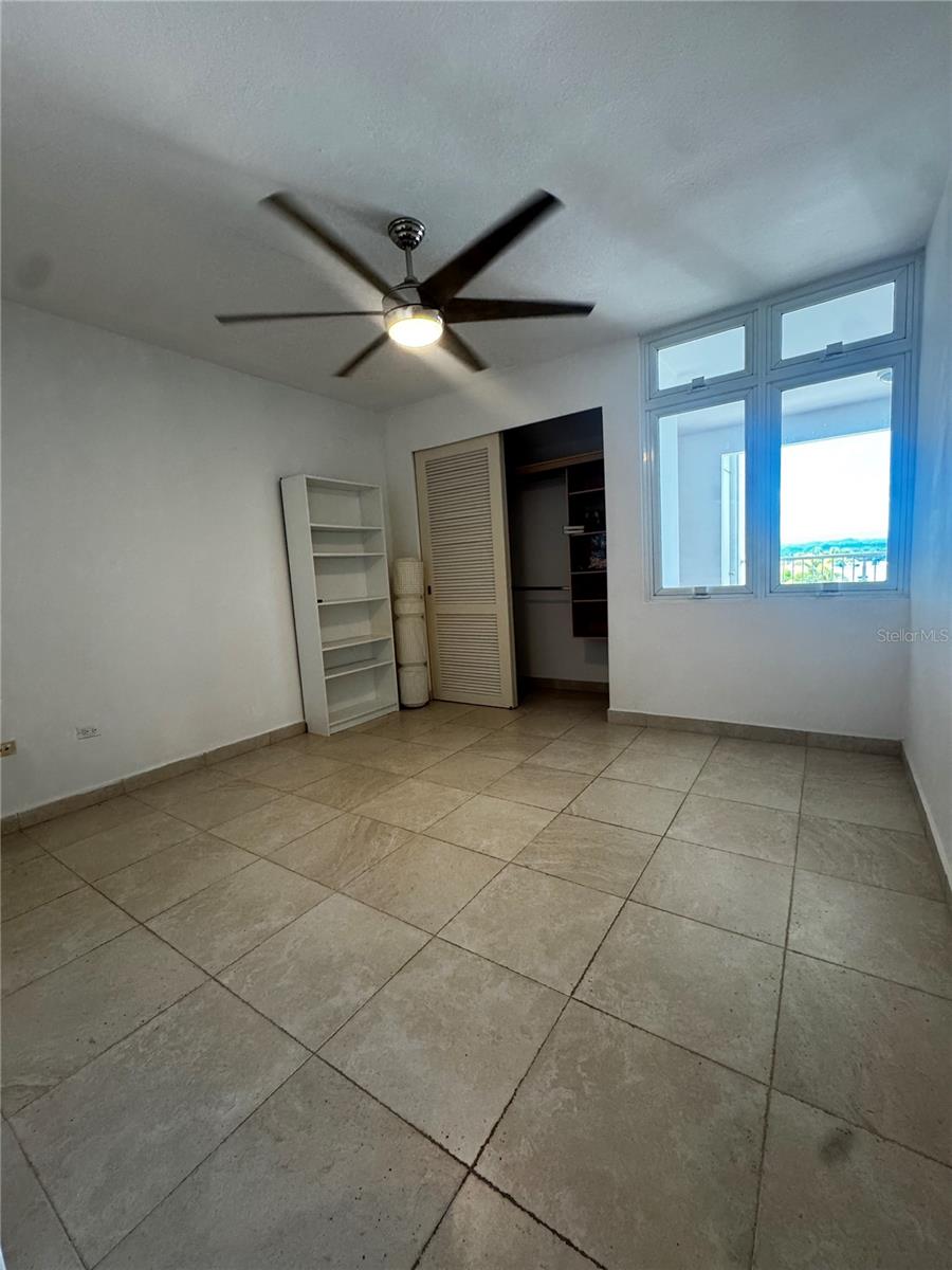 TREASURE POINT - Residential