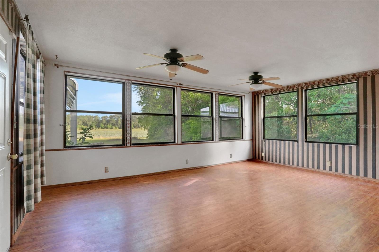 FLORIDA FRONTIER - Residential