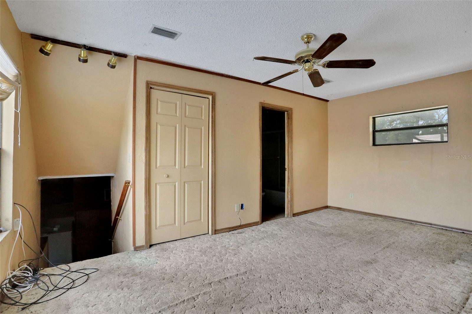 FLORIDA FRONTIER - Residential