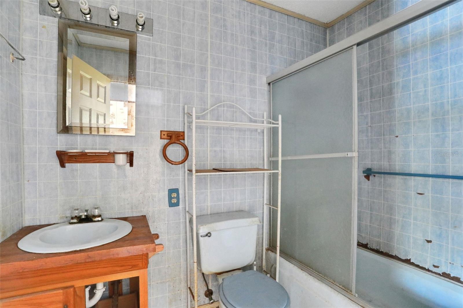 FLORIDA FRONTIER - Residential