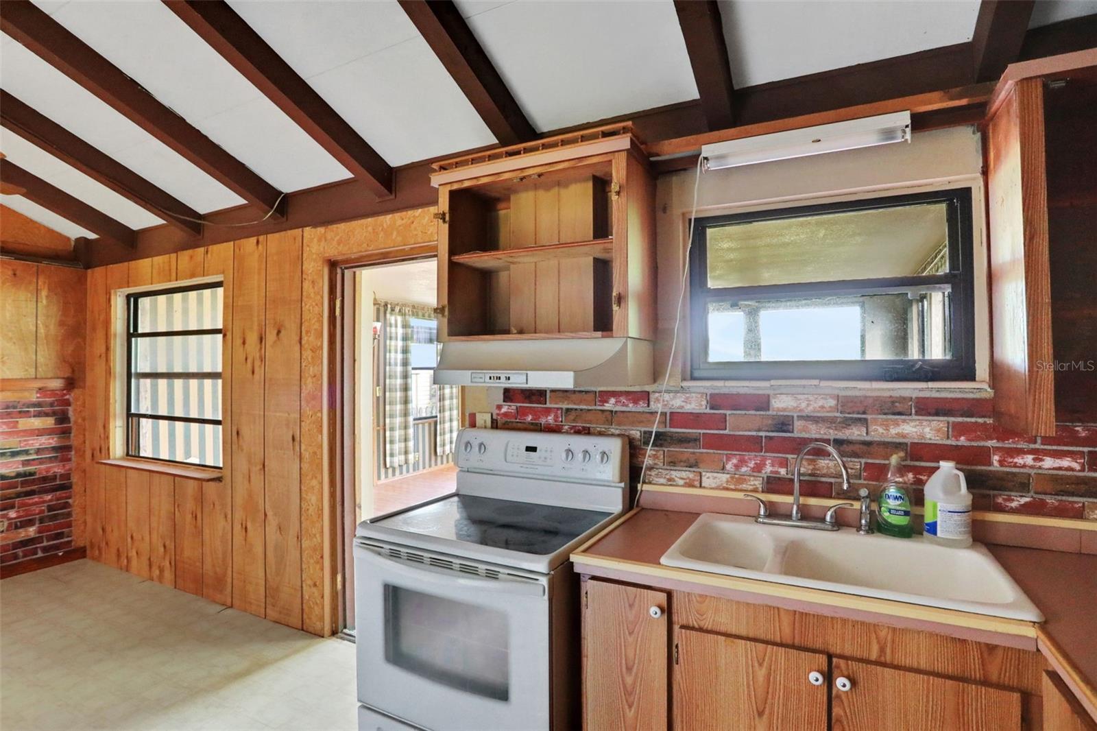 FLORIDA FRONTIER - Residential