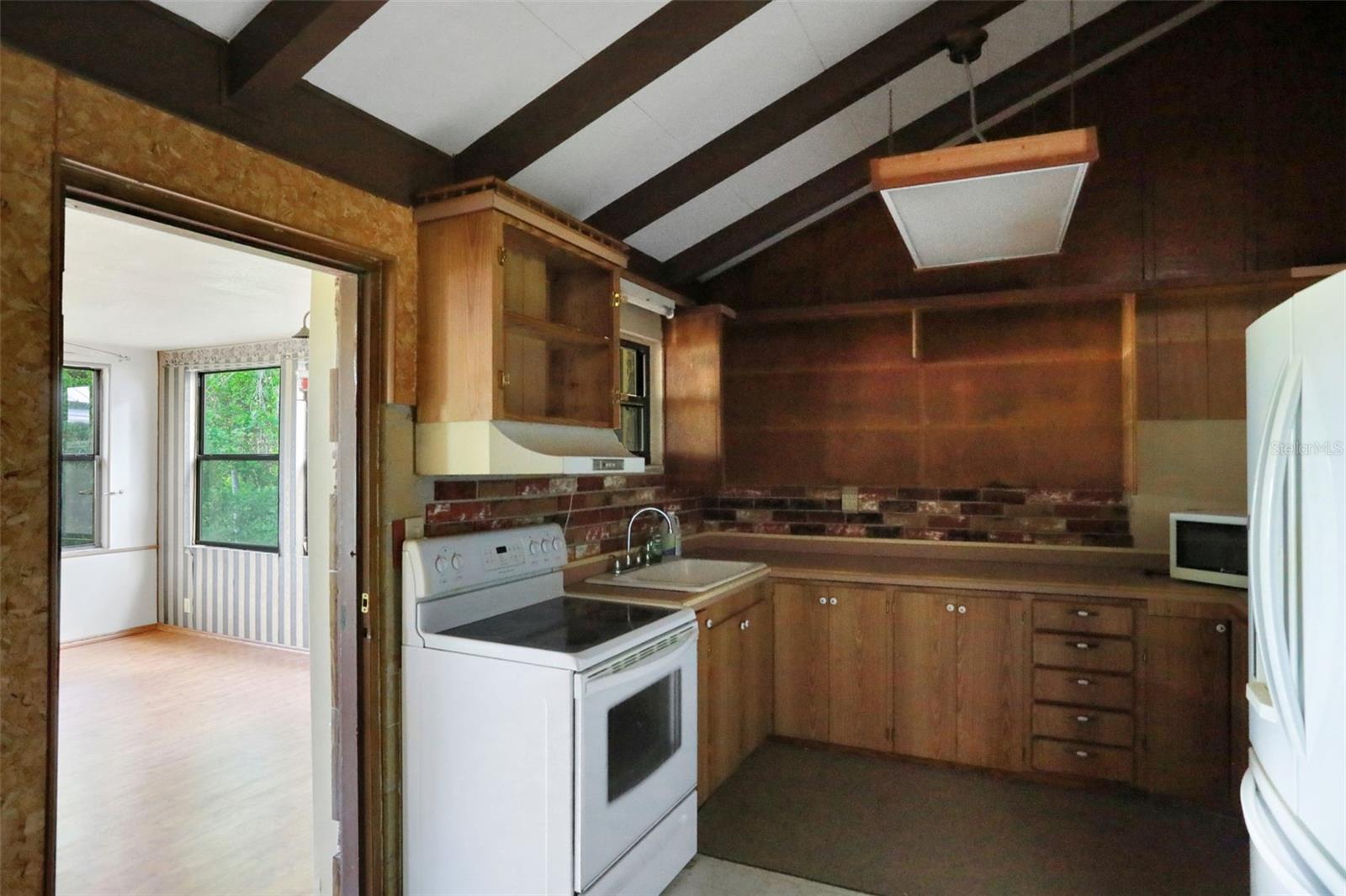 FLORIDA FRONTIER - Residential