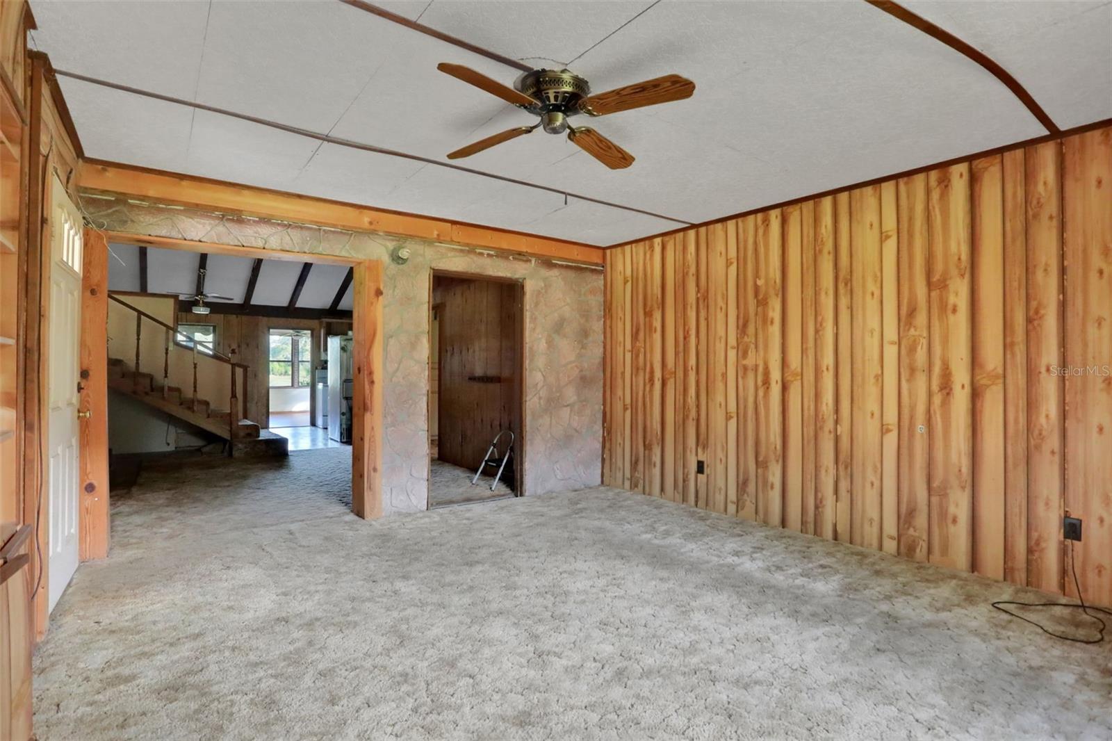 FLORIDA FRONTIER - Residential