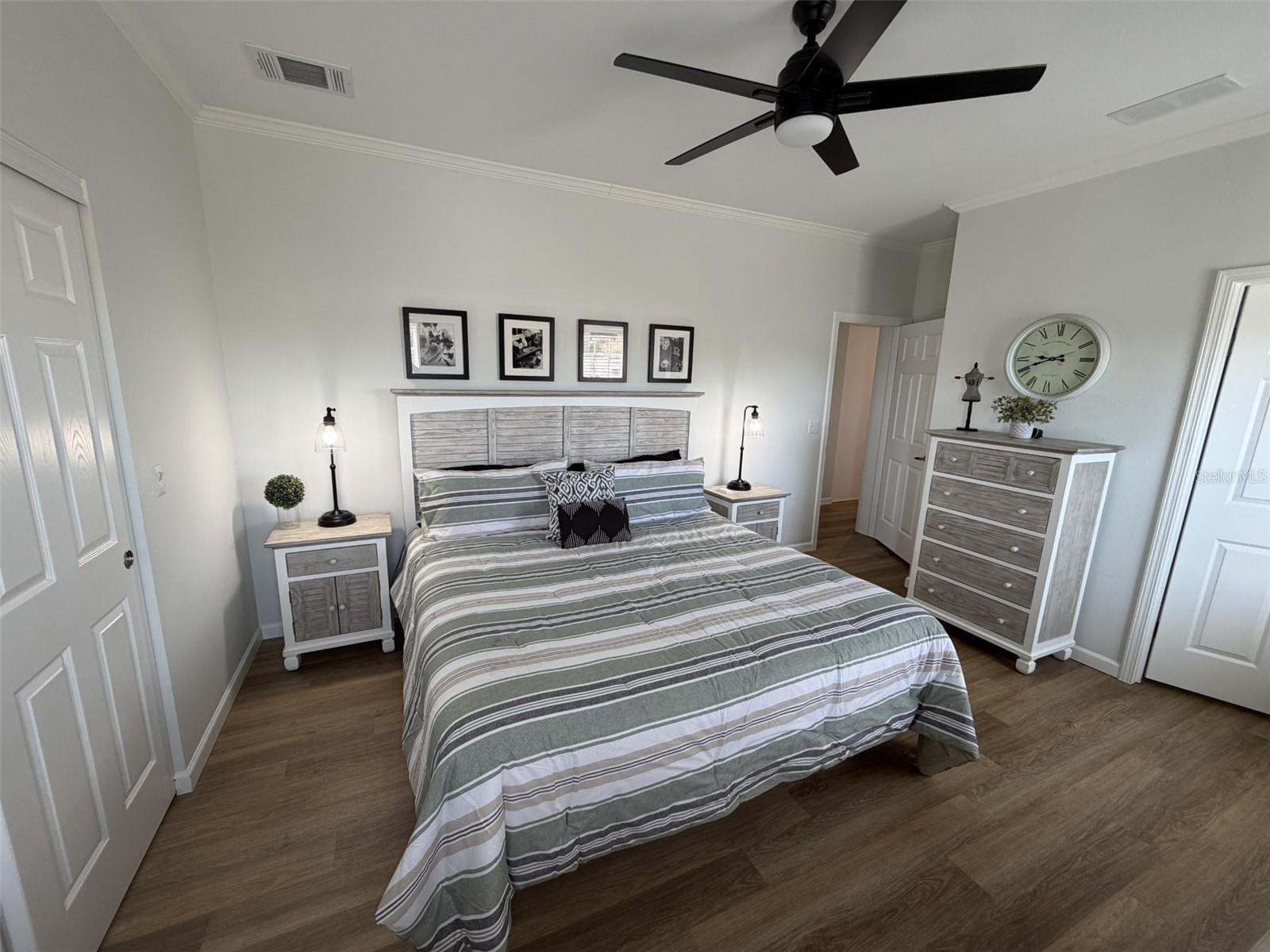 HOLIDAY PARK - Residential