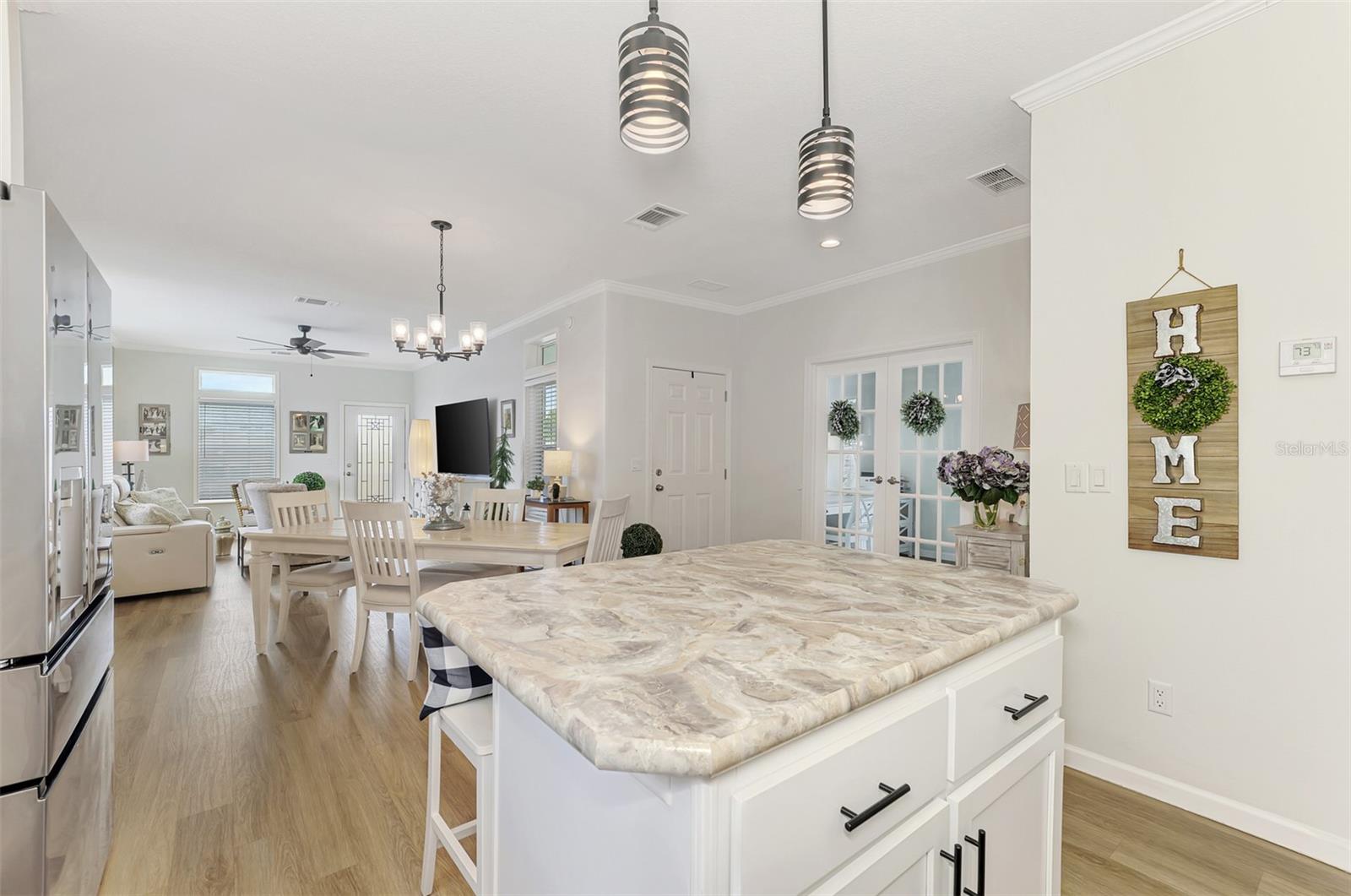 HOLIDAY PARK - Residential