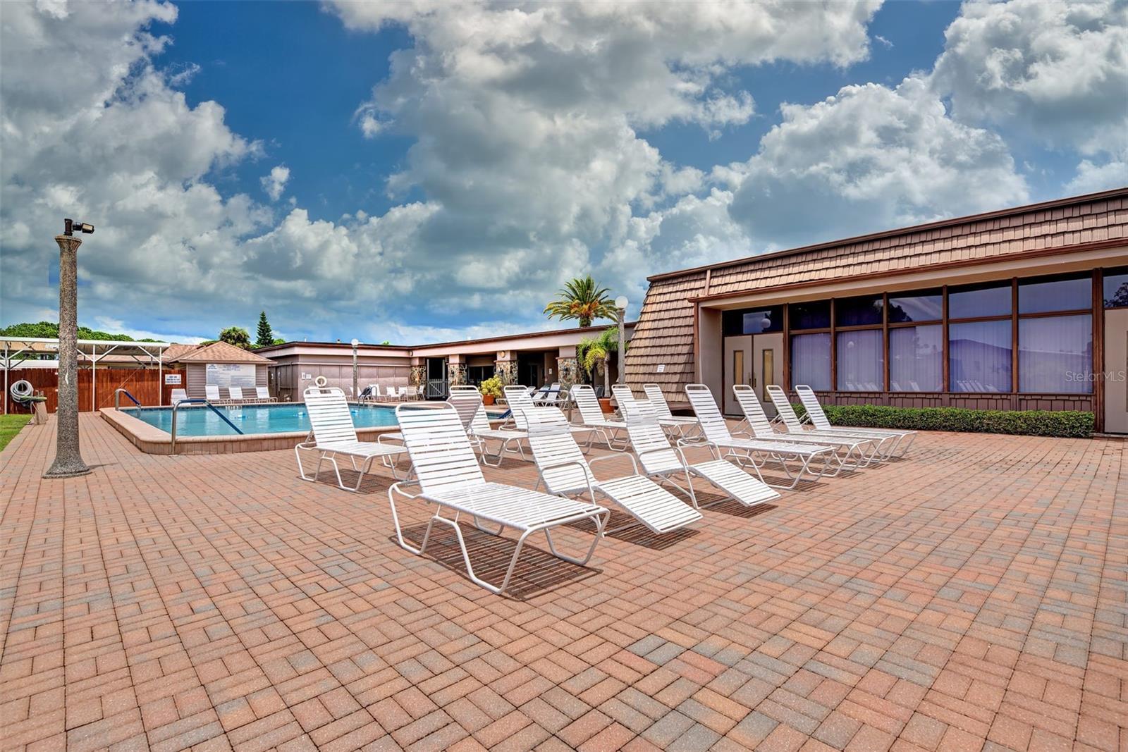 HOLIDAY PARK - Residential