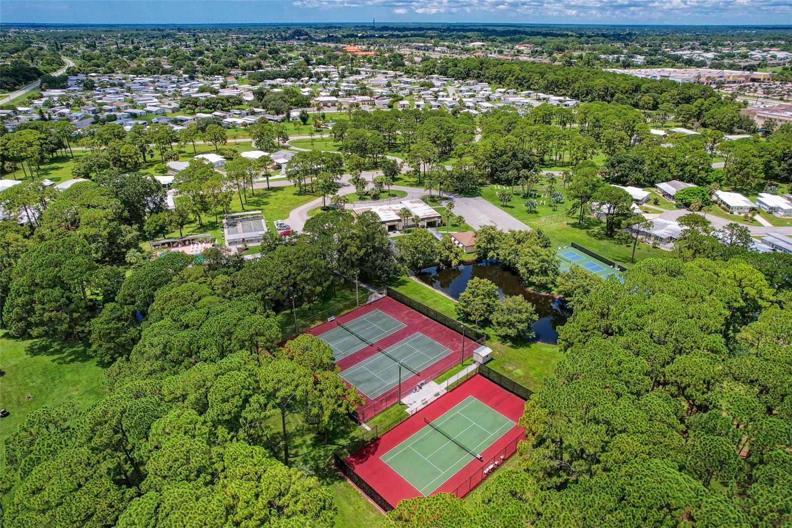 HOLIDAY PARK - Residential