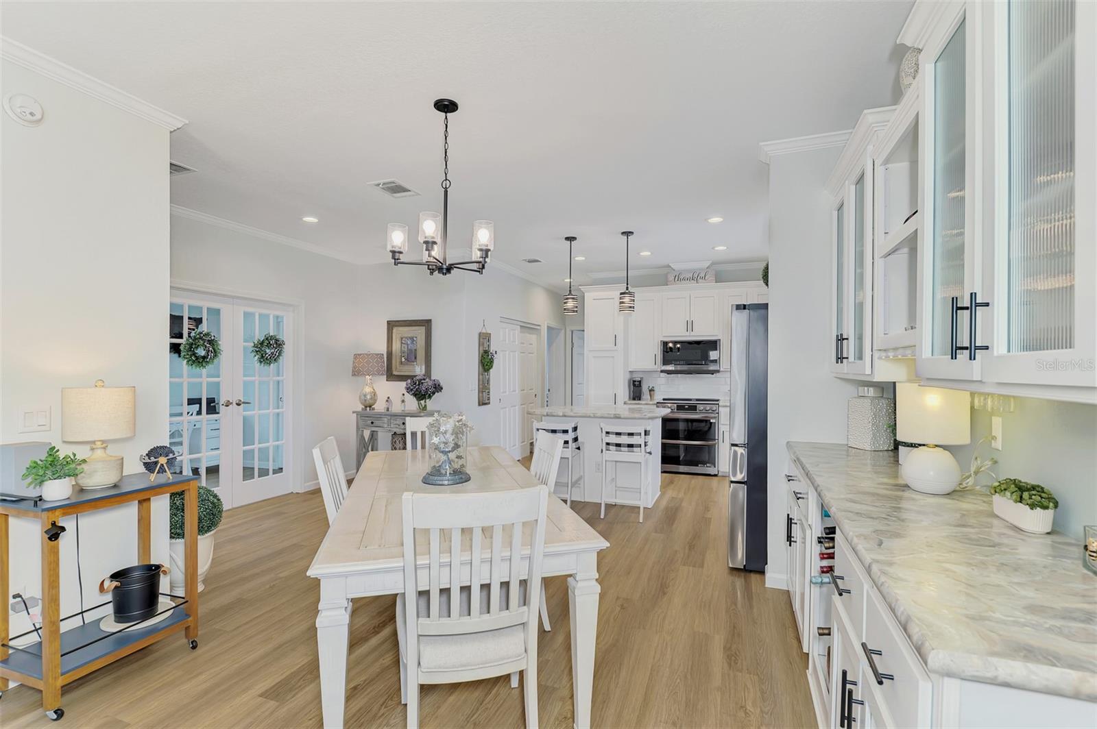 HOLIDAY PARK - Residential