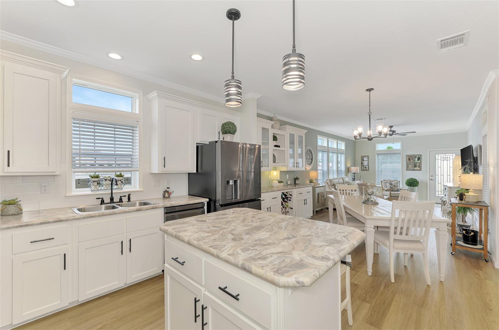 HOLIDAY PARK - Residential